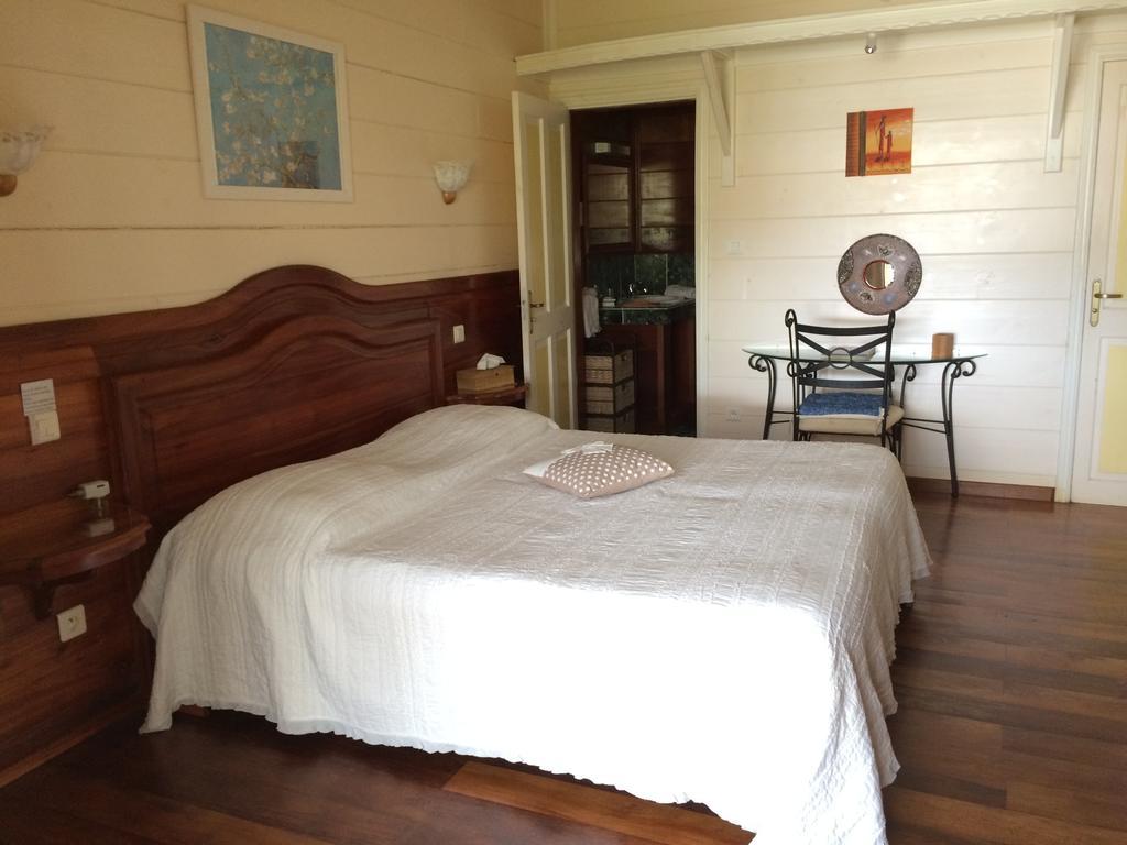 Le Bois Rouge Hotel Cilaos Room photo
